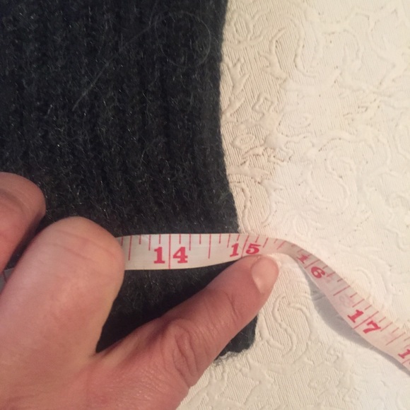 Suzy Shier Cardigan - Picture 5 of 7